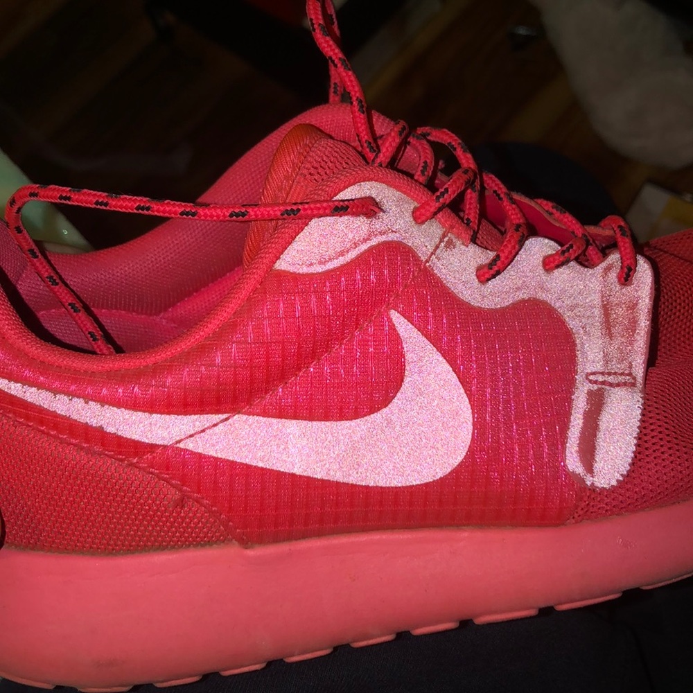 Nike reflective running shoes